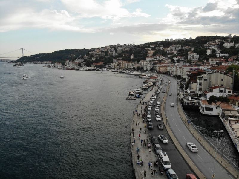 Sokağa çıkma kısıtlaması olmayınca Bebek Sahil hareketlendi