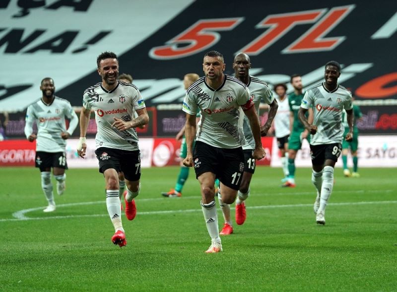 Burak Yılmaz durdurulamıyor
