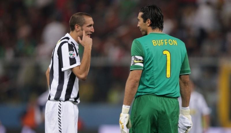 Juventus, Buffon ve Chellini’nin sözleşmelerini uzattı
