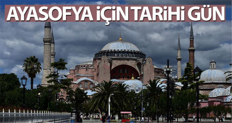 Ayasofya’ya yerli ve yabancı çok sayıda basın mensubu ilgisi