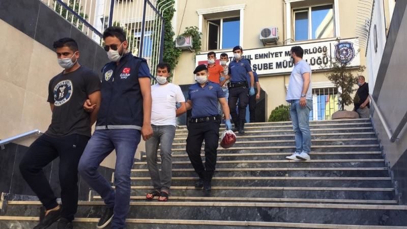 Mekan sahiplerini darp edip gasp eden çeteye operasyon: 12 gözaltı