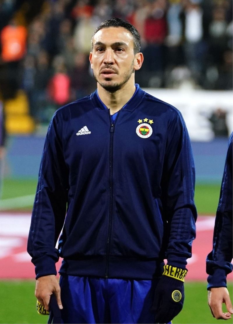 Fenerbahçe’de Mevlüt Erdinç ameliyat oldu
