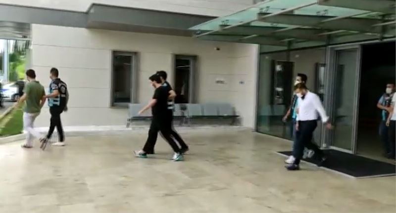 (Özel) Düğün konvoyunda terör estiren 7 maganda yakalandı
