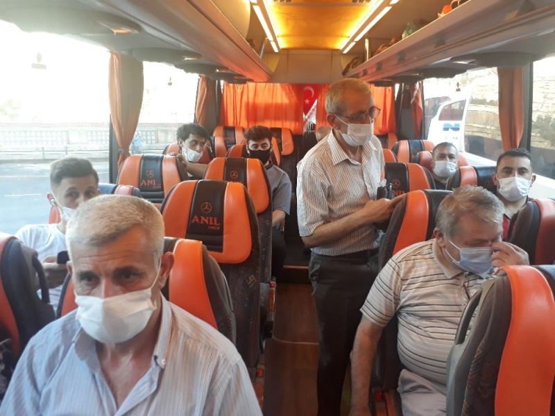 Bayram öncesi polis ekiplerinden otogar denetimi
