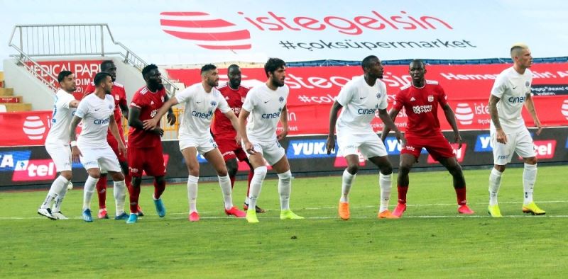 Süper Lig: Kasımpaşa: 0 - Sivasspor: 0 (Maç sonucu)
