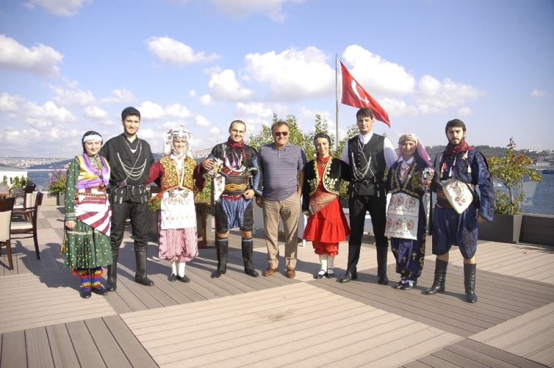 Dünya dans yarışmasında Türk Halk Oyunları Ekibinden büyük başarı
