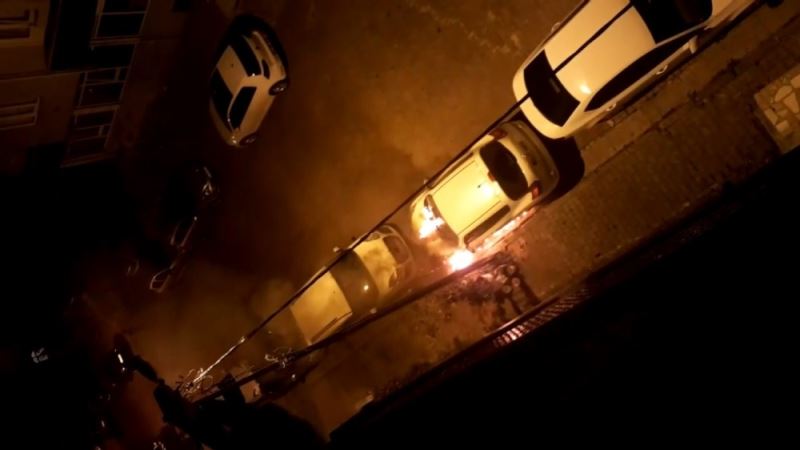 Gaziosmanpaşa’da bir otomobil kundaklandı
