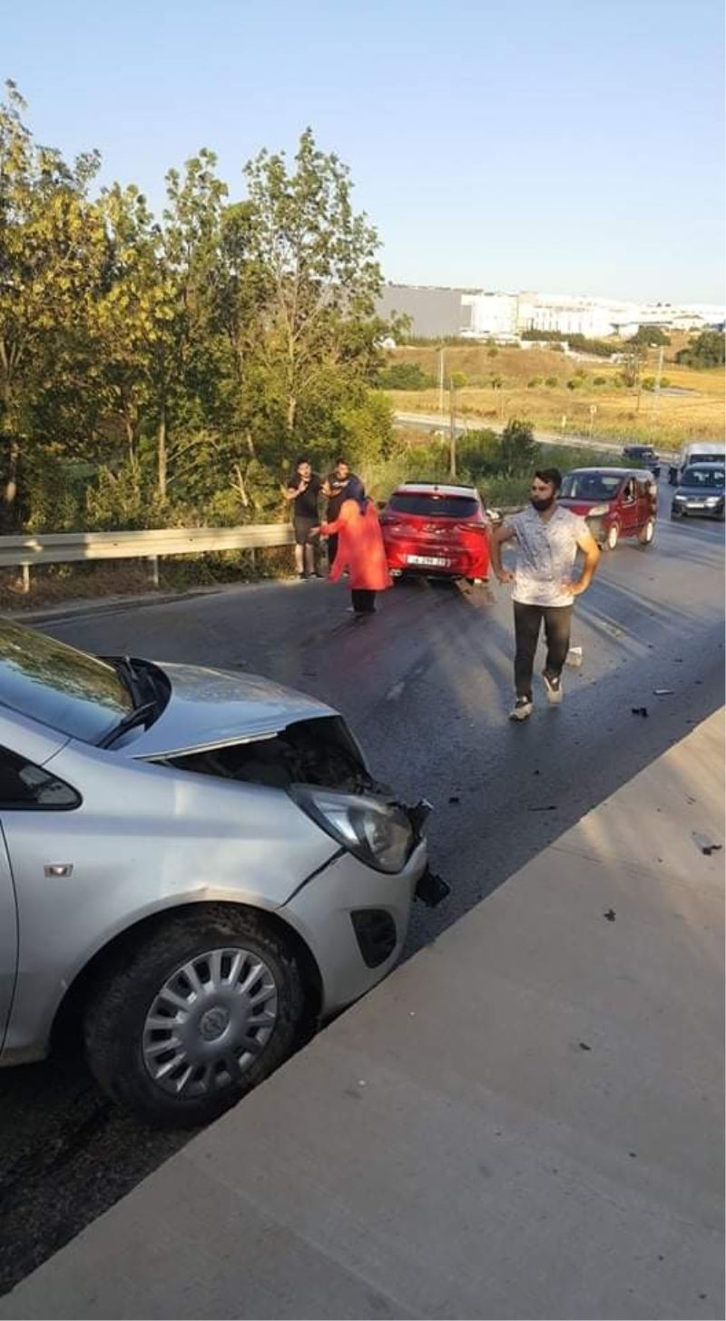 Silivri’de zincirleme trafik kazası: 18 yaralı
