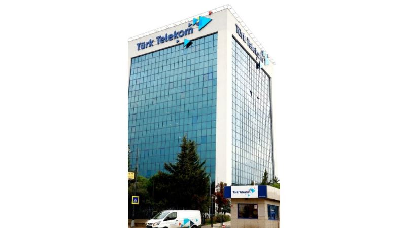 Türk Telekom ve iştiraklerine Bilişim 500’den ödüller
