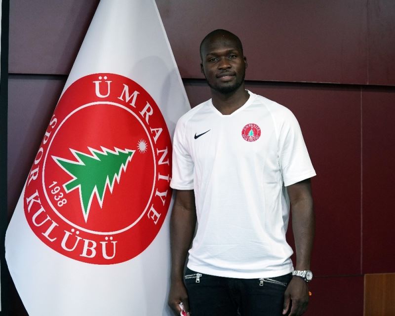 (Özel haber) Moussa Sow: “Elime Fenerbahçe’yi çalıştırma fırsatı geçerse değerlendiririm”
