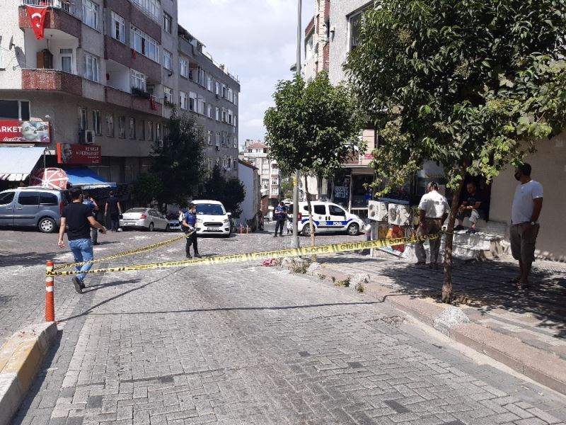 Zeytinburnu’nda silahlı saldırı: 1 yaralı
