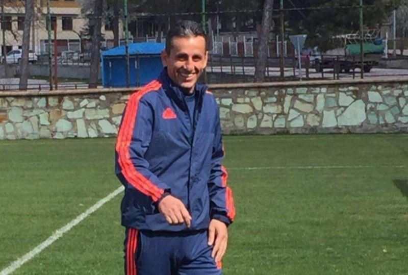 Kemerspor 2003’ün yeni teknik patronu Osman Akyol oldu
