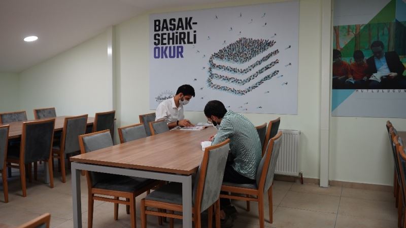 Başakşehir bilgievleri gençlerin hayallerine açılıyor
