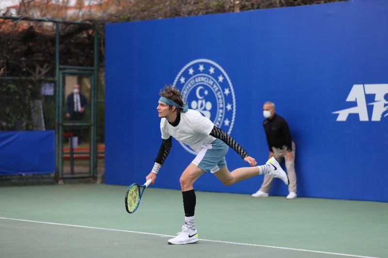 Antalya Open’da finalin adı Minaur - Bublik
