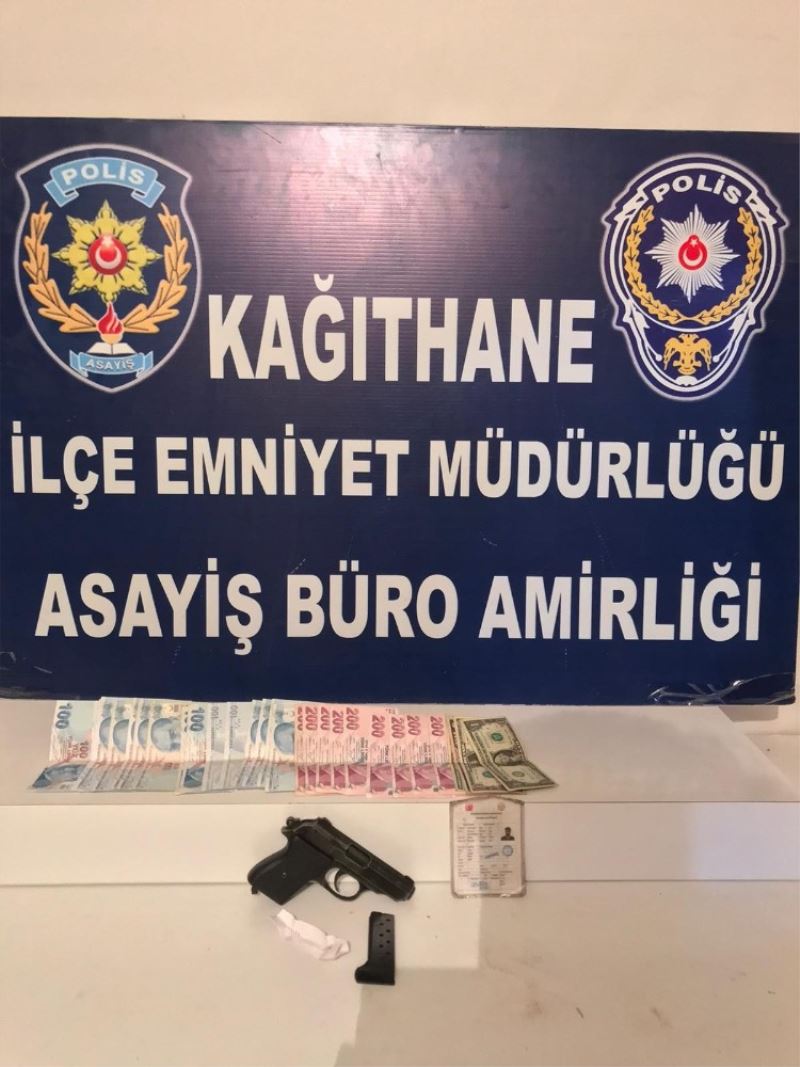 (Özel) İstanbul’da uyuşturucuya alıştırdığı çocuğa tecavüz eden sapık tutuklandı
