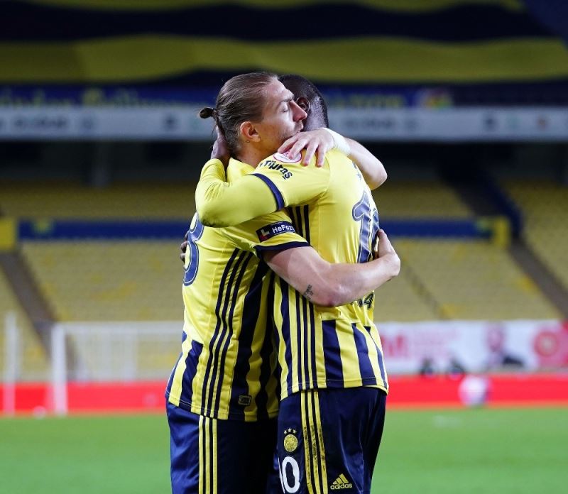 Fenerbahçe turladı
