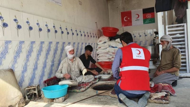 Türk Kızılay’dan Afganistan’daki iç göçmenlere destek
