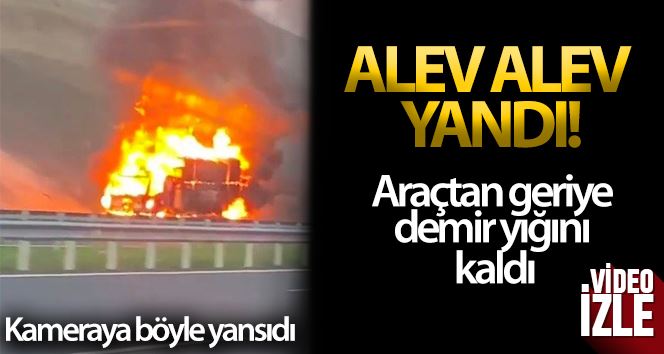 İstanbul Havalimanı yolunda karton yüklü kamyonet alev alev yandı