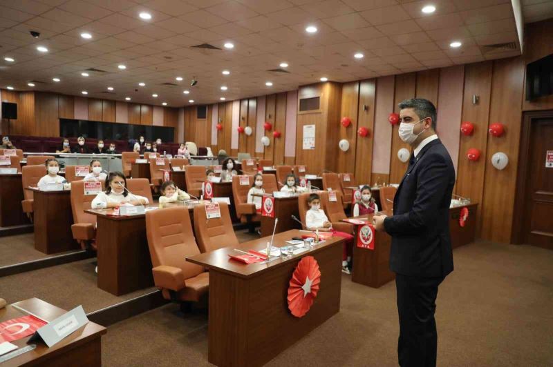 Kartal Belediyesi Çocuk Meclisi 29 Ekim’de özel oturumla toplandı
