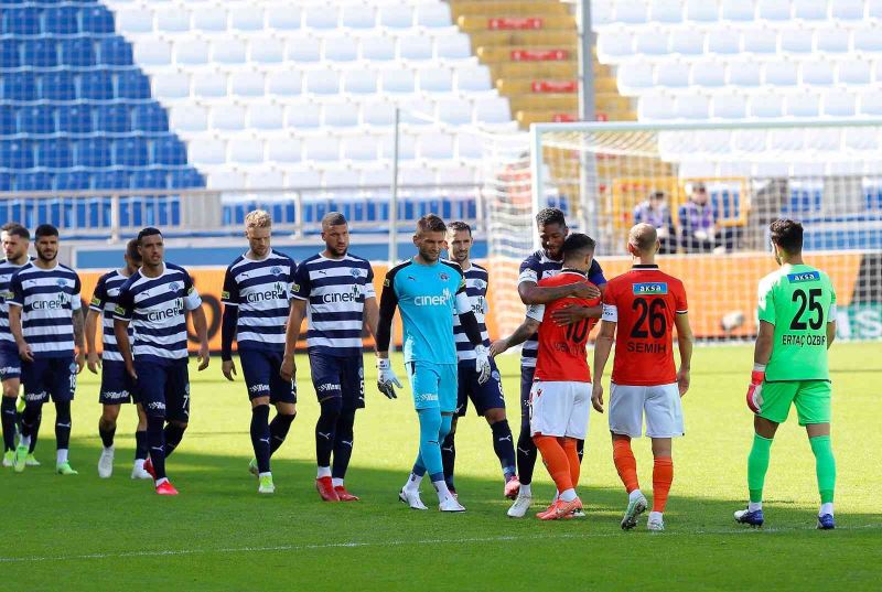 Süper Lig: Kasımpaşa: 0 - Yeni Malatyaspor: 0 (İlk yarı)
