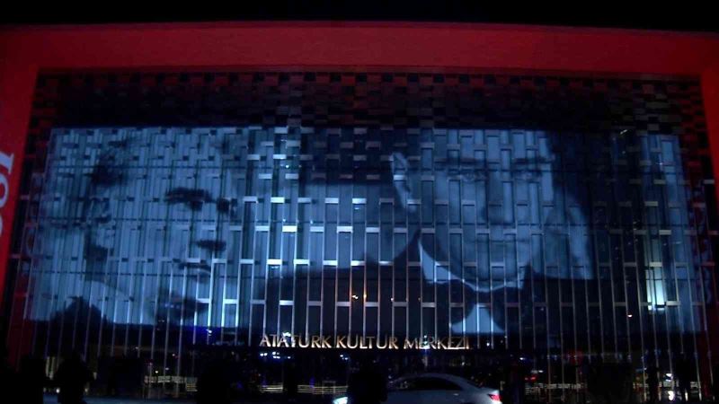 Atatürk, Galata Kulesi ve AKM’ye yansıtılan ışık gösterisiyle anıldı

