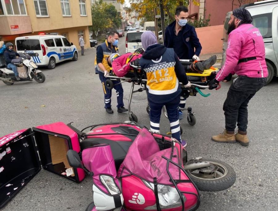 Ataşehir’de motokuryenin sinyal hatası: 1 yaralı