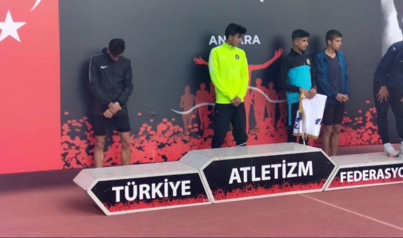 Ali Öztürk Spor Kulübü sporcusu Utku Güler, Türkiye Şampiyonu oldu
