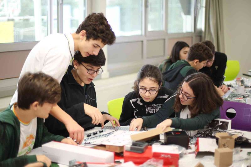 MOSTRATEC Bilim Olimpiyatları’nda Türk öğrencilerden gururlandıran başarı

