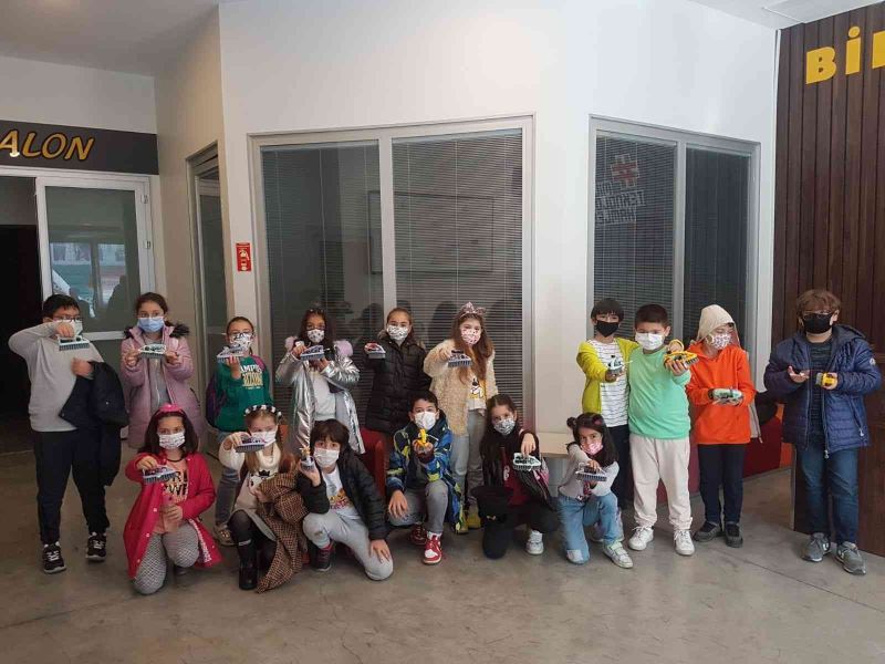 Çocuklar, Bilim Beyoğlu’nda ilk buluşlarını tasarladı
