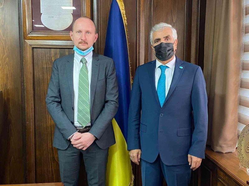DATÜB Genel Sekreteri Uçar Ukrayna Başkonsolosu ile bir araya geldi
