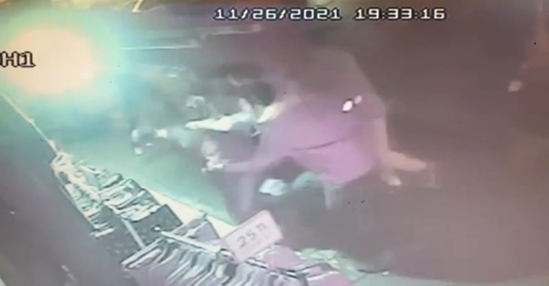 Gaziosmanpaşa’da laf atma kavgasında 1 kişi silahla yaralandı
