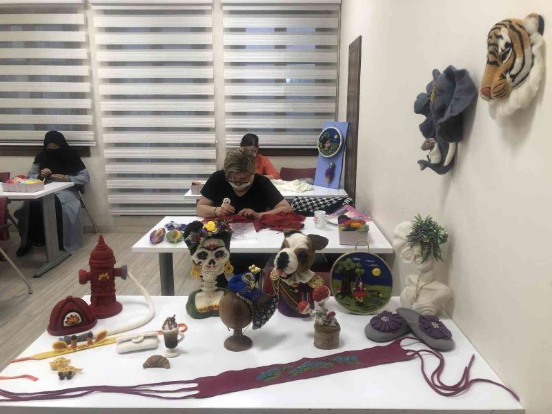 Gaziosmanpaşa’da Kadın Koordinasyon Merkezi yüz yüze eğitime açıldı
