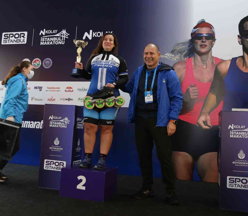 43. İstanbul Maratonu’nda kazananlar ödüllerini aldı

