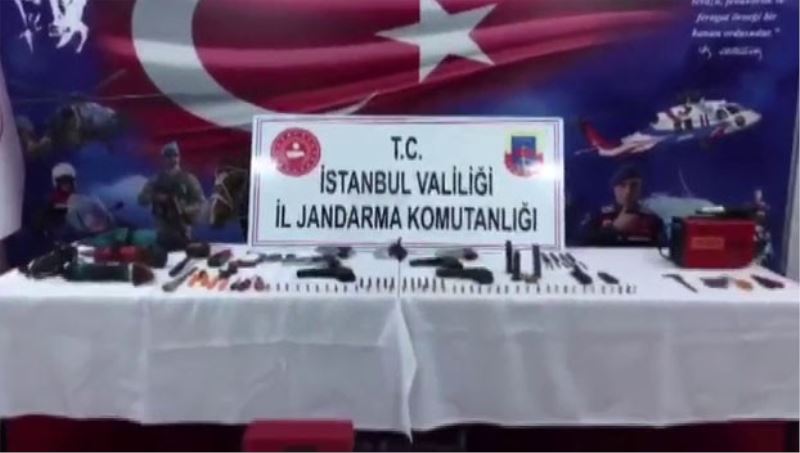 Jandarmadan silah imalathanesine baskın: 1 gözaltı
