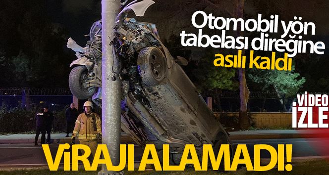 Bakırköy’de virajı alamayan otomobil yön tabelası direğine uçtu: 1 yaralı