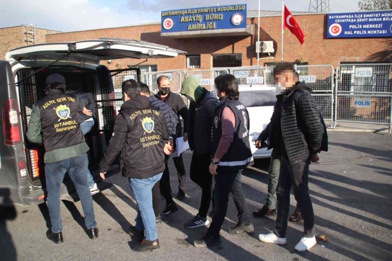 Bayrampaşa’daki cinayet şüphelileri adliyeye sevk edildi
