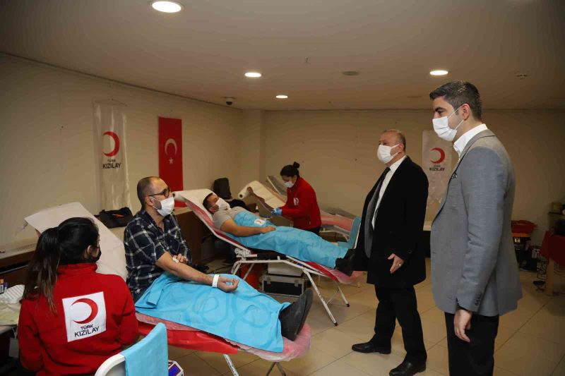 Kartal Belediyesi ve Kızılay’dan kan bağışı kampanyası
