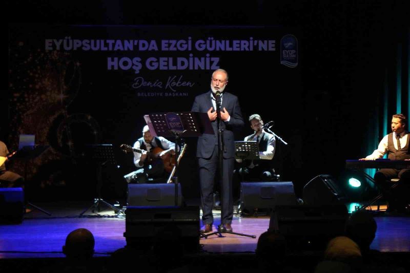 Abdülbaki Kömür’den Eyüpsultan’da muhteşem ezgi ziyafeti
