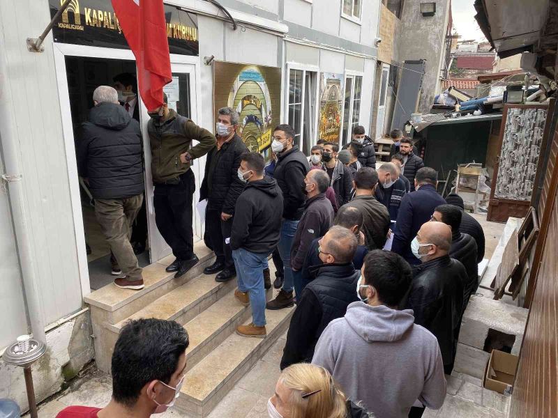 Kapalıçarşı’da korona virüs hatırlatma dozu aşısı uygulaması başladı
