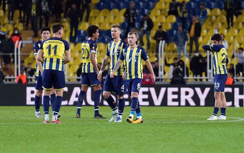 Fenerbahçe, UEFA Avrupa Ligi’ne beraberlikle veda etti
