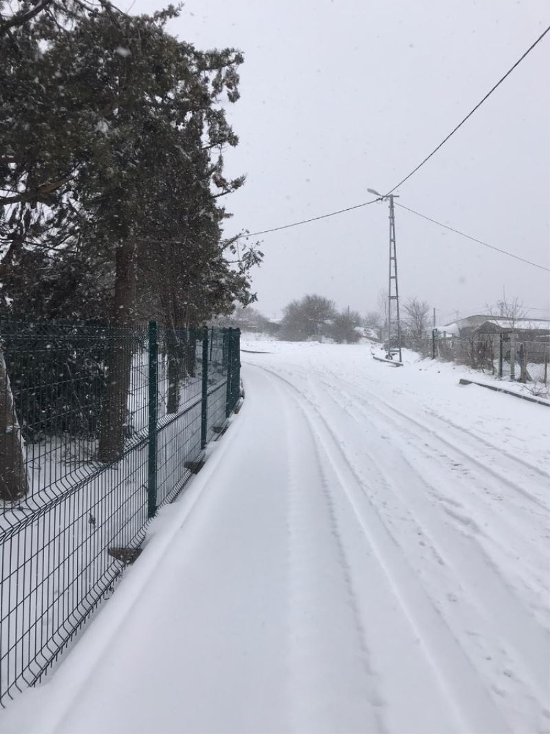 Silivri’de yolların kapanmaması için çalışmalar sürüyor
