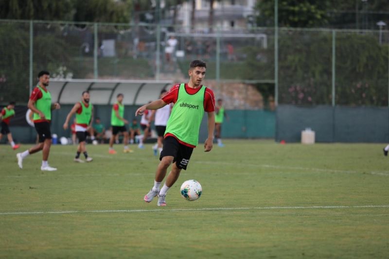 Menemenspor, Kazım Yakmaz’ı kadrosuna kattı
