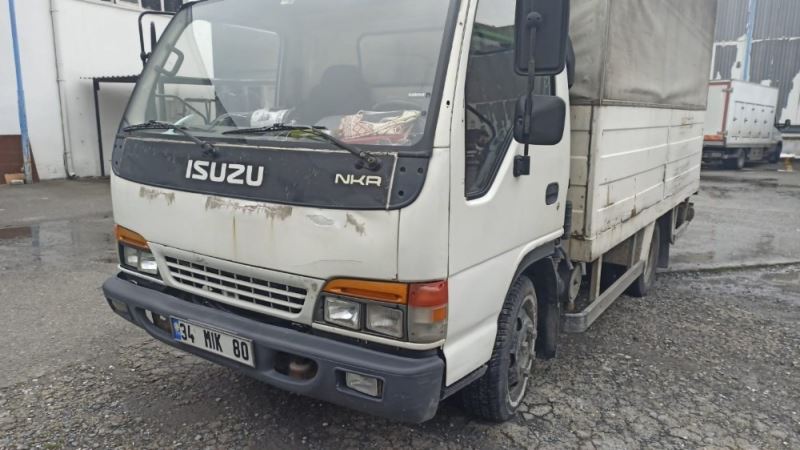 Zeytinburnu’nda kamyonetle makas atan şahıs yakalandı
