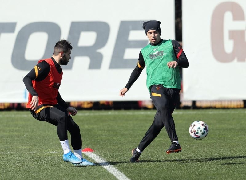 Galatasaray’da Feghouli takımla birlikte çalıştı

