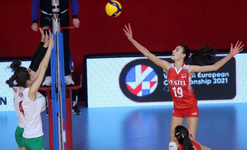 U16 Kız Milli Voleybol Takımı, Bulgaristan’a yenildi
