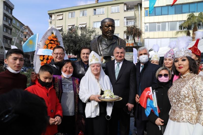 Kazakistan Dışişleri Bakanı Tileuberdi’den Kassanov’a teşekkür

