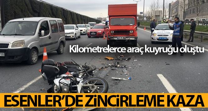 (Özel) Esenlerde zincirleme kaza: Kilometrelerce araç kuyruğu oluştu