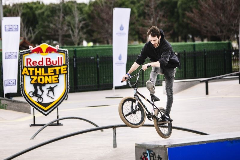 Red Bull Athlete Zone’un konuğu Bora Altıntaş
