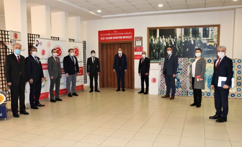 Sultanbeyli İlçe Salgın Denetim Merkezi kontrolü elden bırakmıyor
