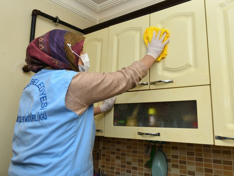 ‘Evde Temizlik’ hizmeti vatandaşların hayatını kolaylaştırıyor
